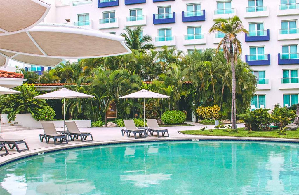 area-de-piscina-hard-rock-hotel-vallarta