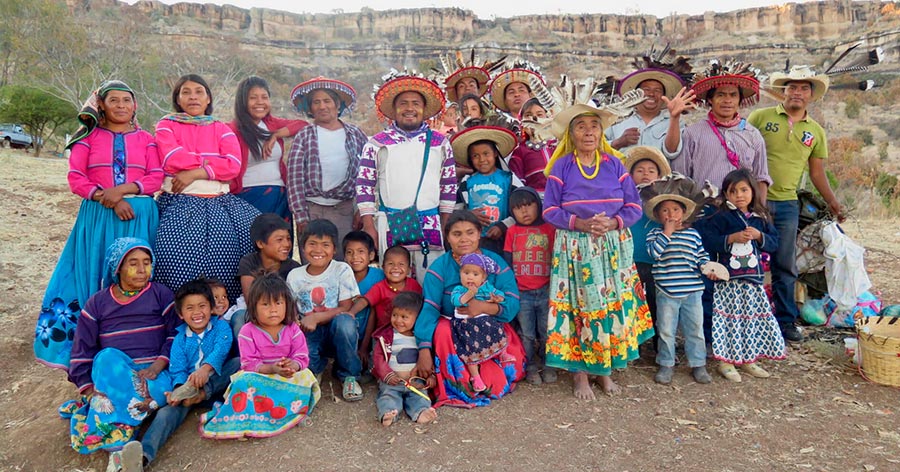huichol-familias-en-mexico